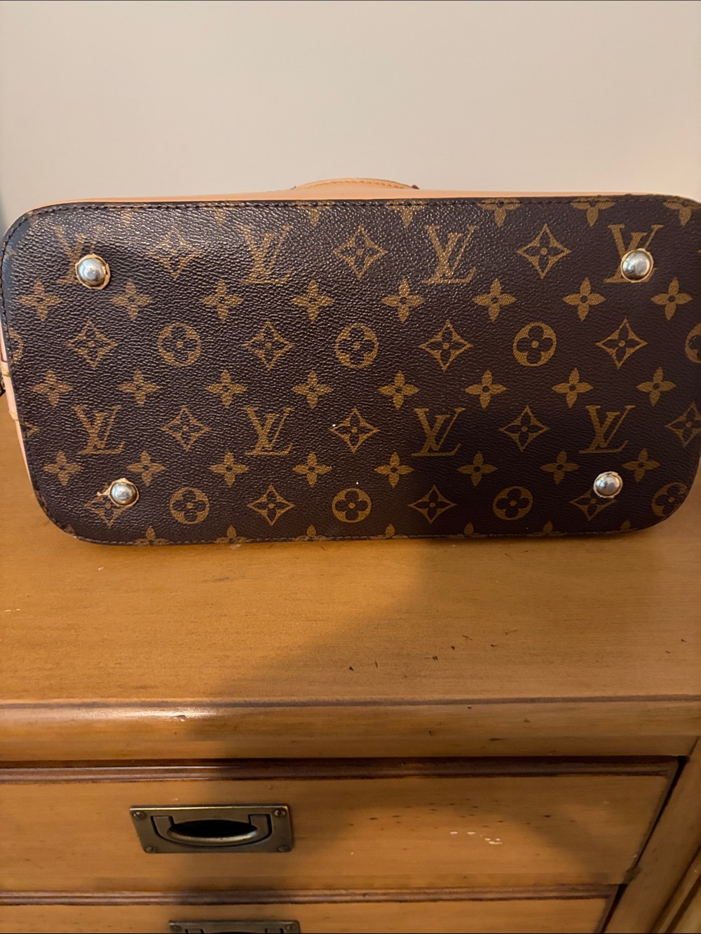 Louis Vuitton Monogram Alma Satchel in Brown with Light Tan Trim - Picture 4 of 4
